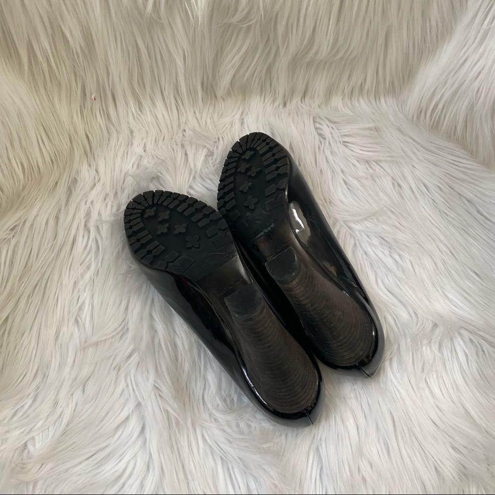 Burberry Black Patent leather Stacked Heel Pumps 7 - Picture 6 of 10